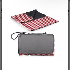 Picnic Time Outdoor Blanket Tote New in Packaging